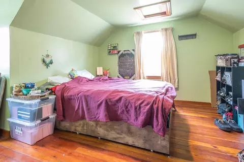 Bedroom - 22295 Gratiot, Merrill, MI 48637 photo 6 of 7