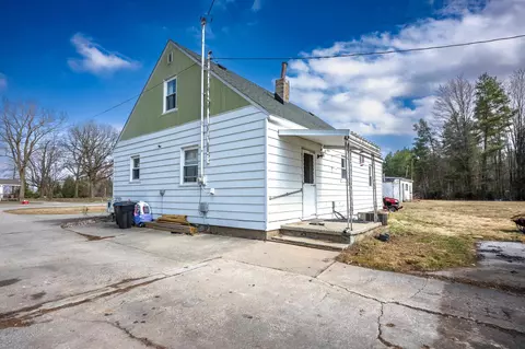 Exterior - 22295 Gratiot, Merrill, MI 48637 photo 7 of 7