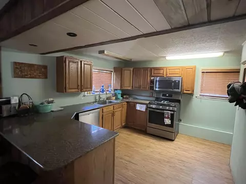Kitchen - 621 W Clarence, Harrison, MI 48625 photo 4 of 9