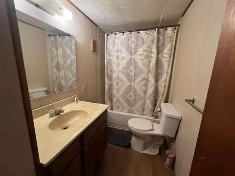 Bath - 621 W Clarence, Harrison, MI 48625 photo 8 of 8