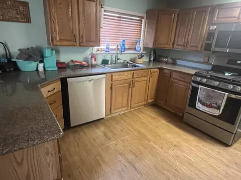 Kitchen - 621 W Clarence, Harrison, MI 48625 photo 2 of 9