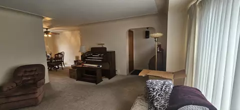 Bedroom - 8239 Studebaker, Warren, MI 48089 photo 1 of 2