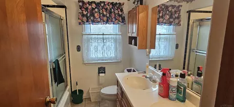 Bath - 8239 Studebaker, Warren, MI 48089 photo 1 of 2