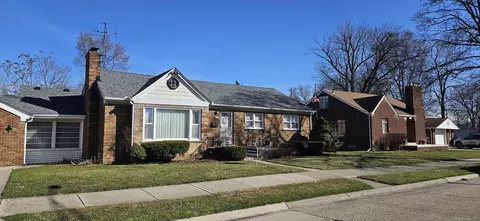 8239 Studebaker, Warren, MI 48089