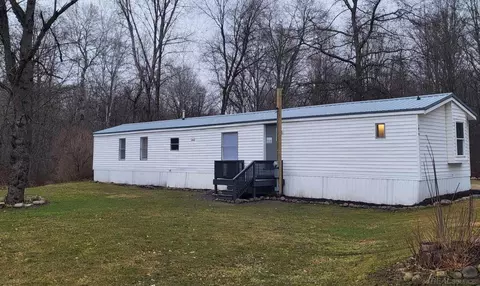 1619 8 Mile, Breckenridge, MI 48615