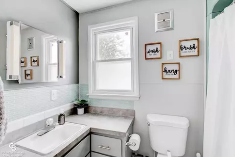 Bath - 6536 Bricker, Greenwood, MI 48006 photo 2 of 7