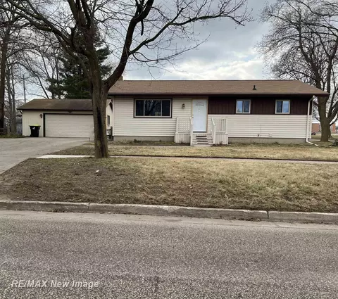 2313 Swede, Midland, MI 48642