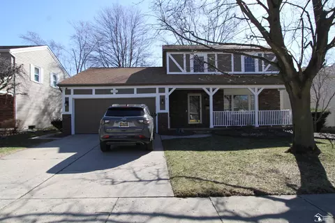 Exterior - 374 Cranbrook, Monroe, MI 48162 photo 2 of 7