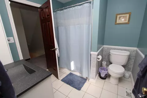 Bath - 374 Cranbrook, Monroe, MI 48162 photo 3 of 4