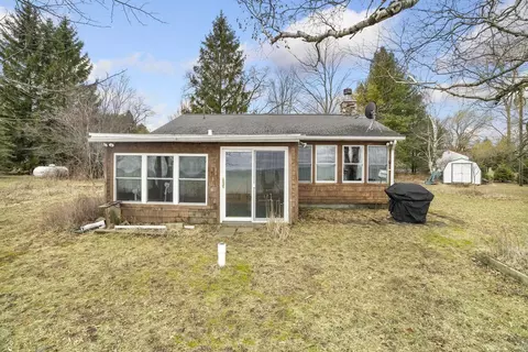 Exterior - 4828 N Lakeshore, Deckerville, MI 48427 photo 9 of 12