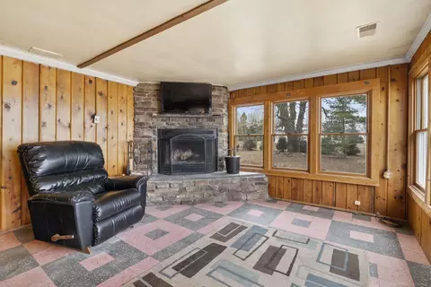 Living - 4828 N Lakeshore, Deckerville, MI 48427 photo 1 of 1