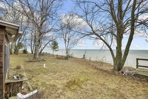 Exterior - 4828 N Lakeshore, Deckerville, MI 48427 photo 8 of 12