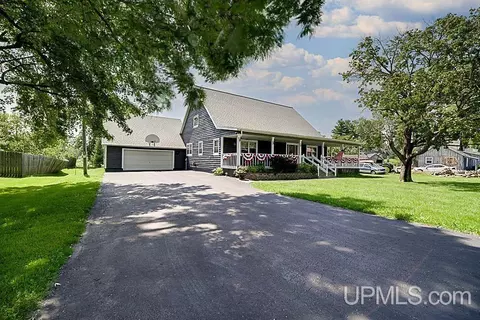 w621 Robert Street, Stephenson, MI 49887 photo 2