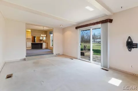24 Greenbrier, Adrian, MI 49221 photo 15