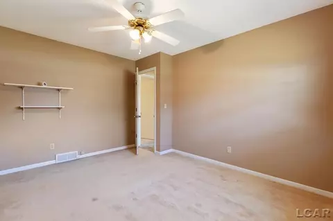24 Greenbrier, Adrian, MI 49221 photo 6