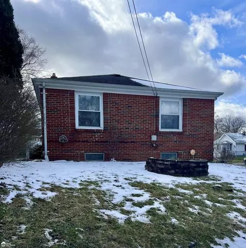 Exterior - 2701 Fielding, Flint, MI 48503 photo 5 of 8