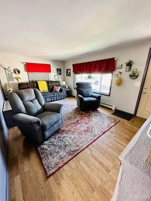 Living - 19 Birch, Ishpeming, MI 49849 photo 2 of 6
