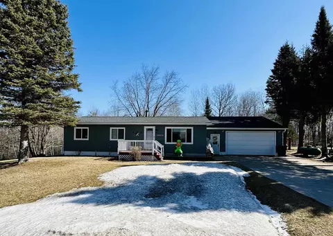 19 Birch, Ishpeming, MI 49849