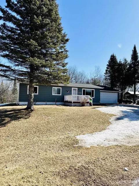 Exterior - 19 Birch, Ishpeming, MI 49849 photo 7 of 23
