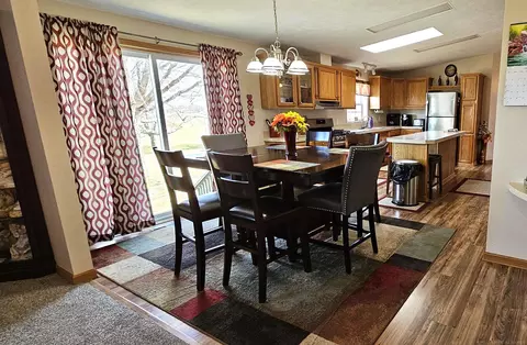 Dining - 1796 Van Dyke, Decker, MI 48426 photo 2 of 2