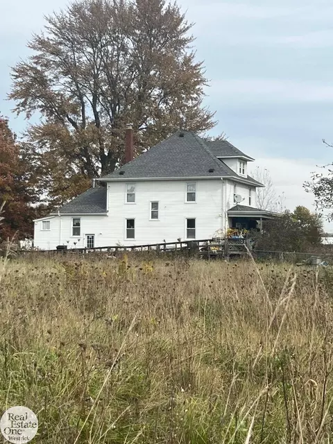 6266 Plank, Cottrellville, MI 48039