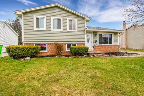 16255 Picton, Clinton Township, MI 48038