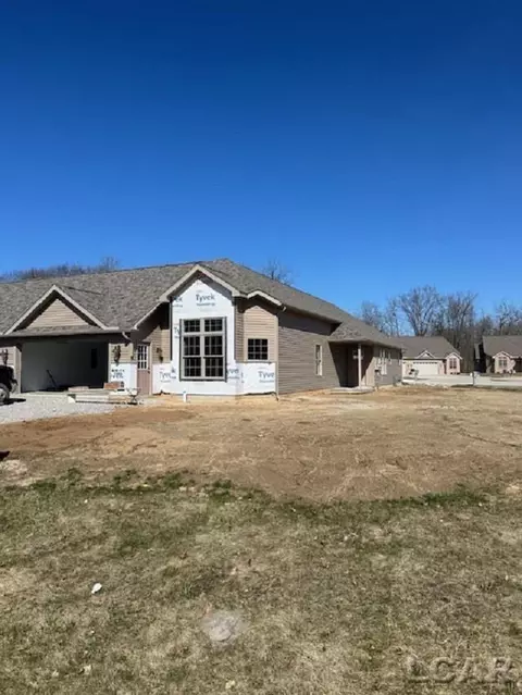 1664 Rivers Edge #17 A, Adrian, MI 49221