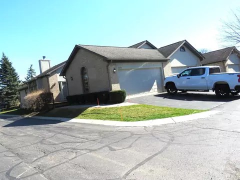 33934 Birchwood, Sterling Heights, MI 48312