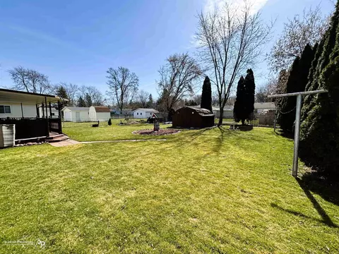 Exterior - 7154 Houghton, Davison, MI 48423 photo 6 of 9