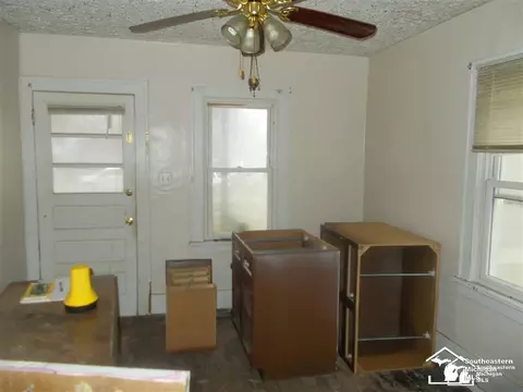 75 Navarre, Monroe, MI 48161 photo 5