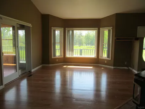 Living - 8508 Sawdey, Jerome, MI 49249 photo 4 of 9