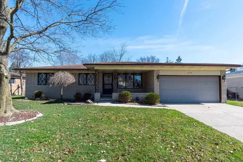 5118 Dayton, Troy, MI 48085