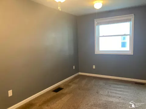 733 Detroit, Monroe, MI 48162 photo 6
