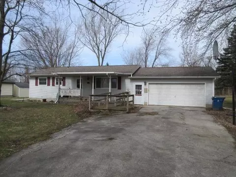 462 W W Riv, Kawkawlin, MI 48631