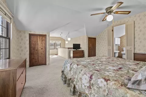 Bedroom - 1489 Roslyn, Grosse Pointe Woods, MI 48236 photo 4 of 4