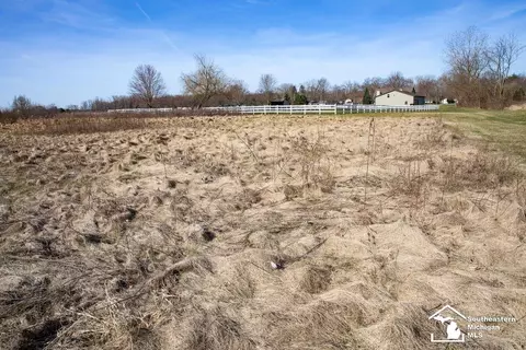 Exterior - 2560 Reinhardt, Monroe, MI 48162 photo 15 of 39