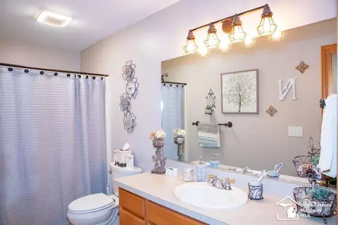 Bath - 2560 Reinhardt, Monroe, MI 48162 photo 6 of 6