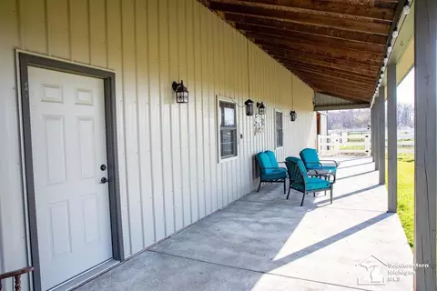 Exterior - 2560 Reinhardt, Monroe, MI 48162 photo 29 of 39