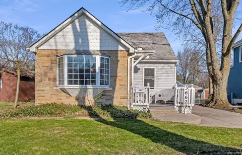 36629 Main, New Baltimore, MI 48047