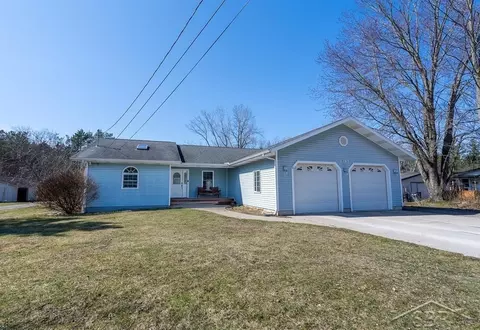 2393 N Jefferson, Midland, MI 48642