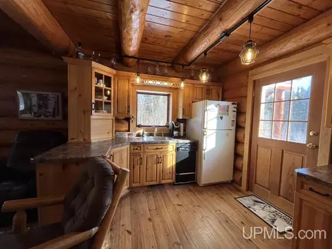 Kitchen - n6985 Olson Road, Shingleton, MI 49884 photo 1 of 3