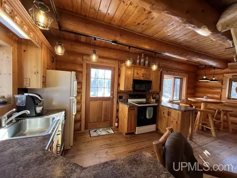 Kitchen - n6985 Olson Road, Shingleton, MI 49884 photo 2 of 3