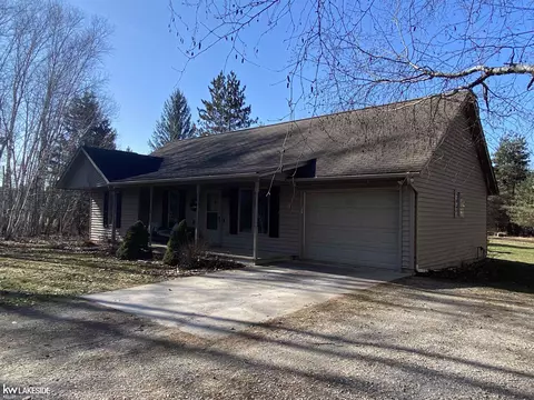 3895 Lackie, Filion, MI 48432