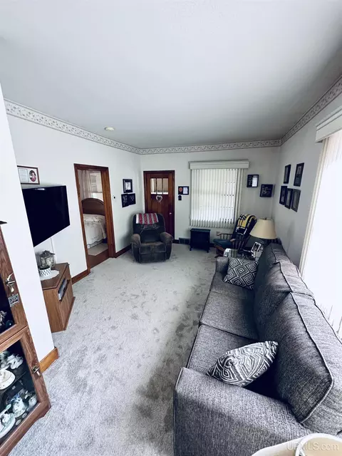 125 York, Ishpeming, MI 49849 photo 2