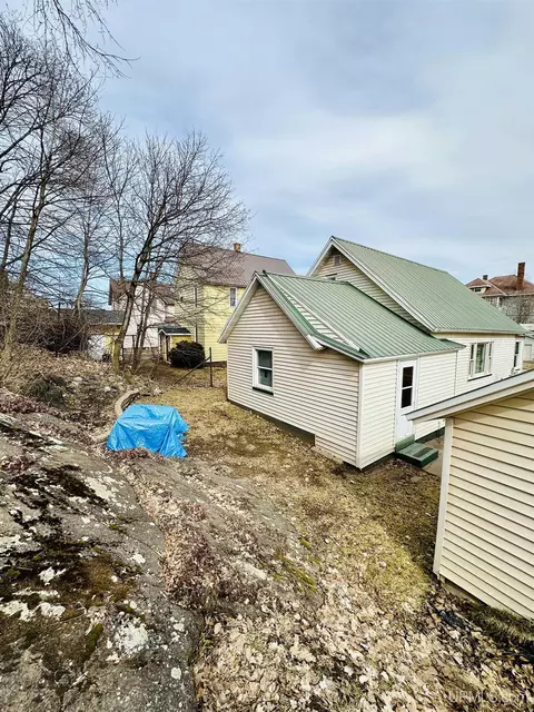 125 York, Ishpeming, MI 49849 photo 26