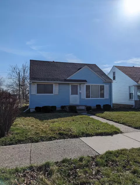 24760 Hayes, Eastpointe, MI 48021