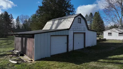 Exterior - 7119 Adelle, Flushing, MI 48433 photo 11 of 11