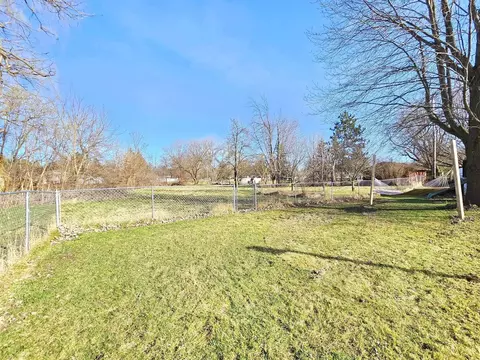 2404 N Irish, Davison, MI 48423 photo 9