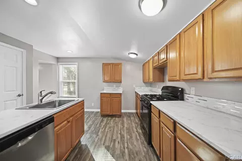 Kitchen - 1157 E Maple, Adrian, MI 49221 photo 2 of 3