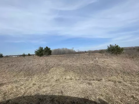 88 St Andrews, Gladwin, MI 48624 photo 3